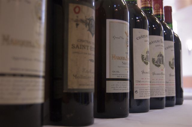bouteilles de vin de Bordeaux grands crus